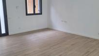 Planta baja for sale in Sabadell  with Air Conditioner and Heating