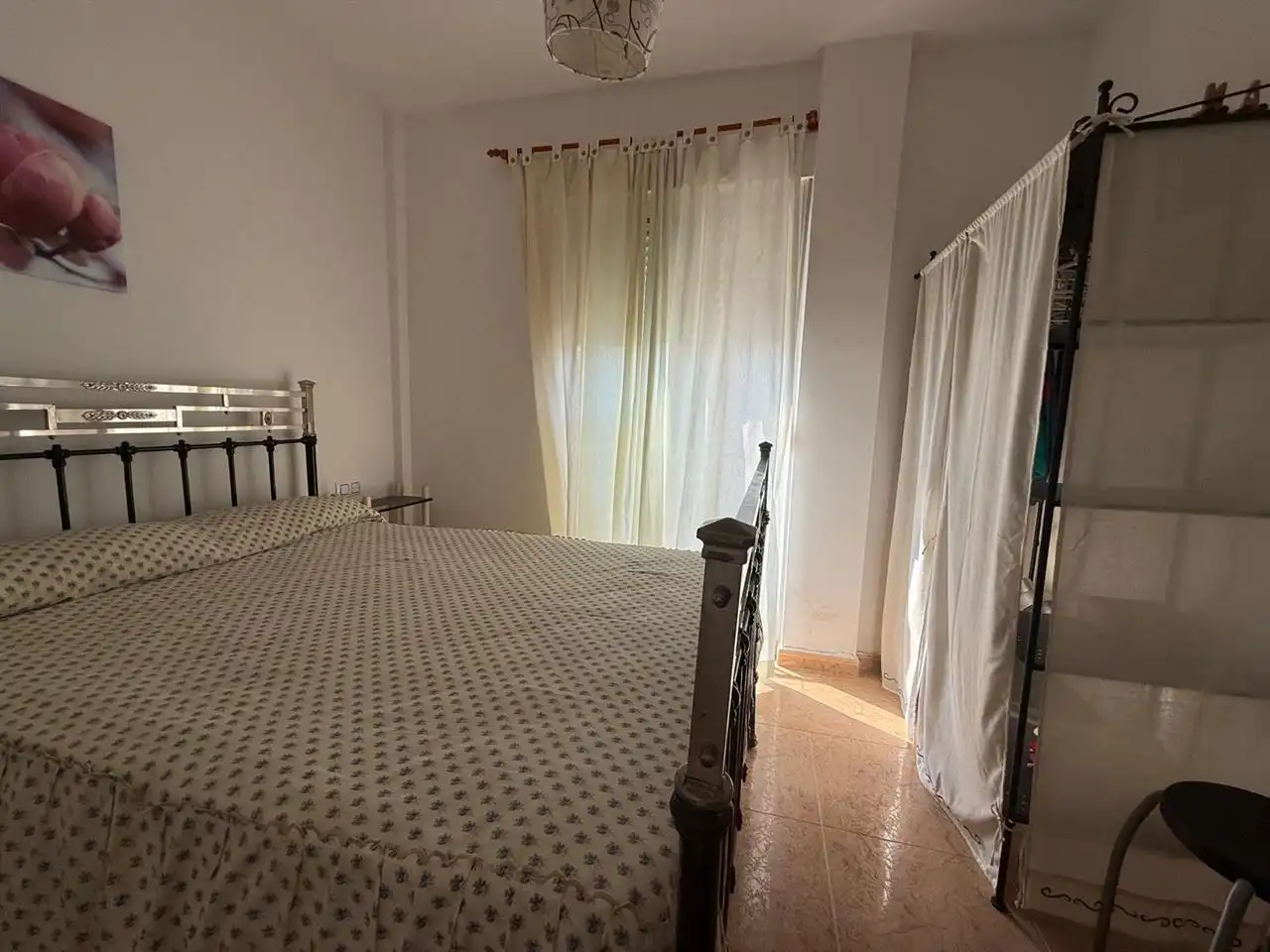 Schlafzimmer von Einfamilien-Reihenhaus zum Verkauf in Taberno mit Möbliert