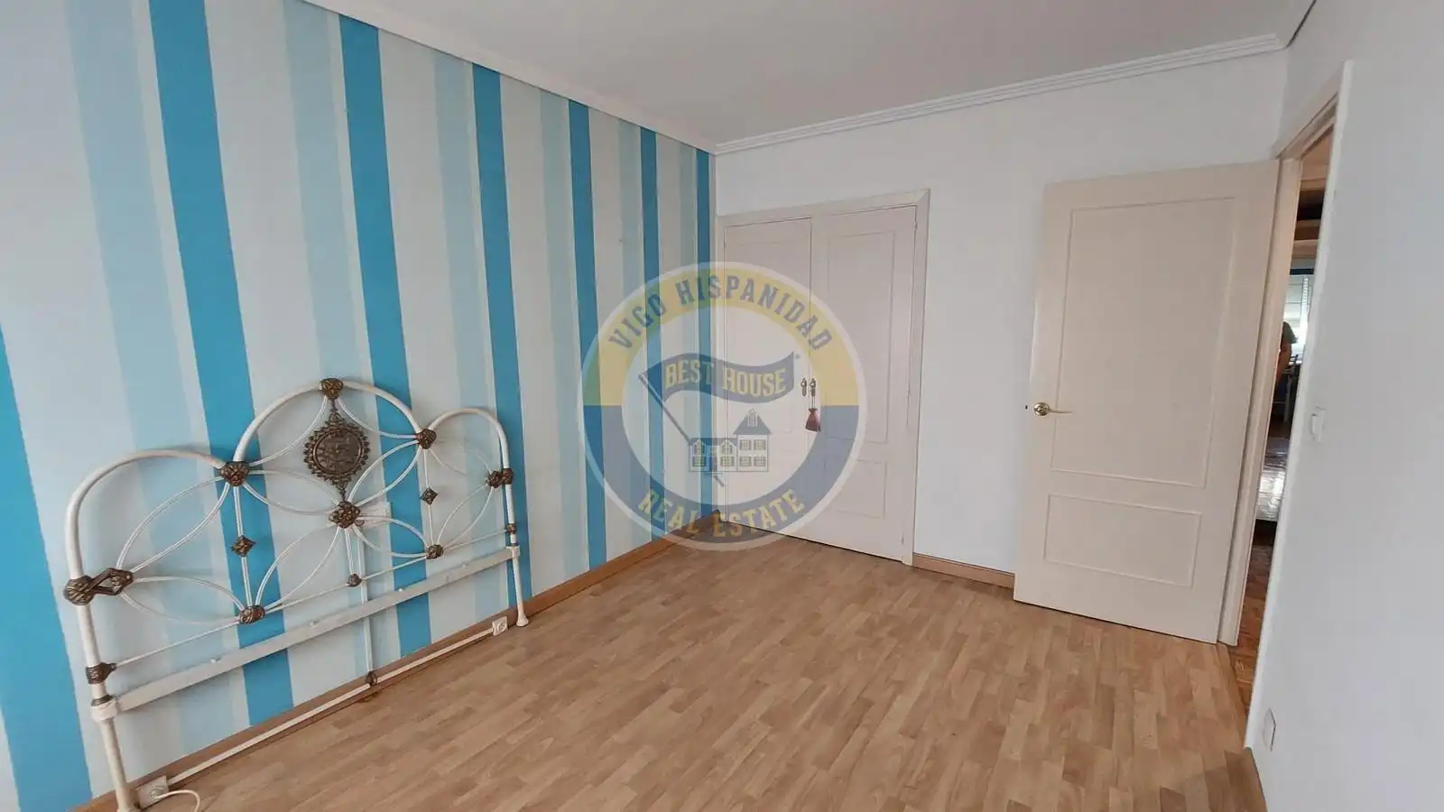 Bedroom of Flat for sale in Vigo   with Heating, Terrace and Storage room