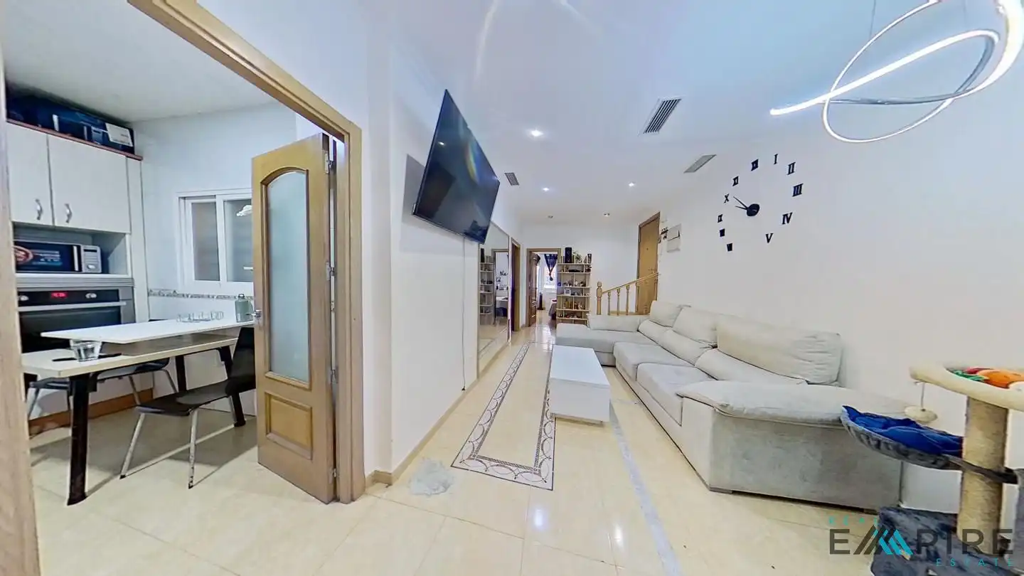Living room of Ground floor for sale in Getafe  with Air Conditioner and Heating