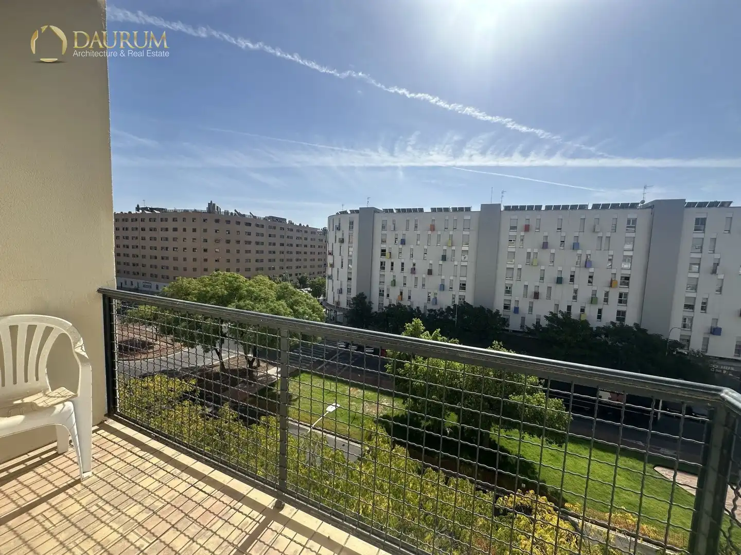 Pis amb piscina en venda a AVENIDA DE EMILIO LEMOS,