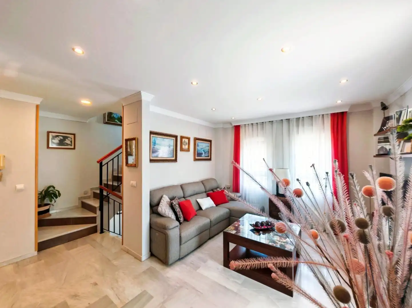 Sala de estar de Casa adosada en venta en San Fernando con Aire acondicionado, Calefacción y Jardín privado
