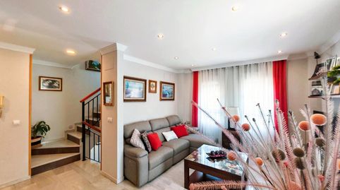 Foto 4 de Casa adosada en venta en Calle Calle Malagueñas, Camposoto - Gallineras, San Fernando