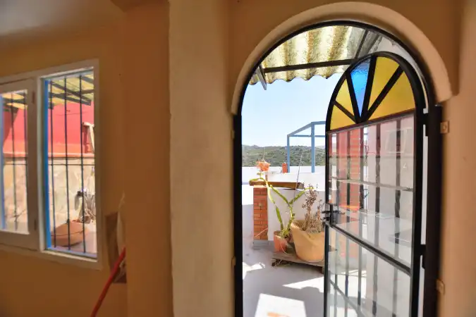 Casa adosada en venta en Benaoján con Calefacción, Terraza y Jacuzzi