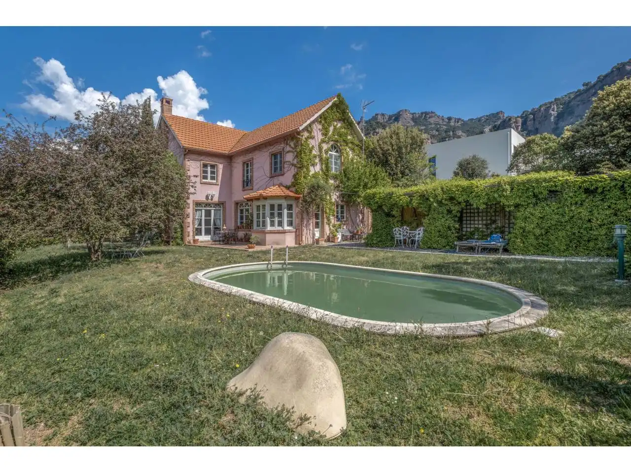 Jardí de Casa o xalet en venda en Matadepera amb Calefacció, Jardí privat i Piscina