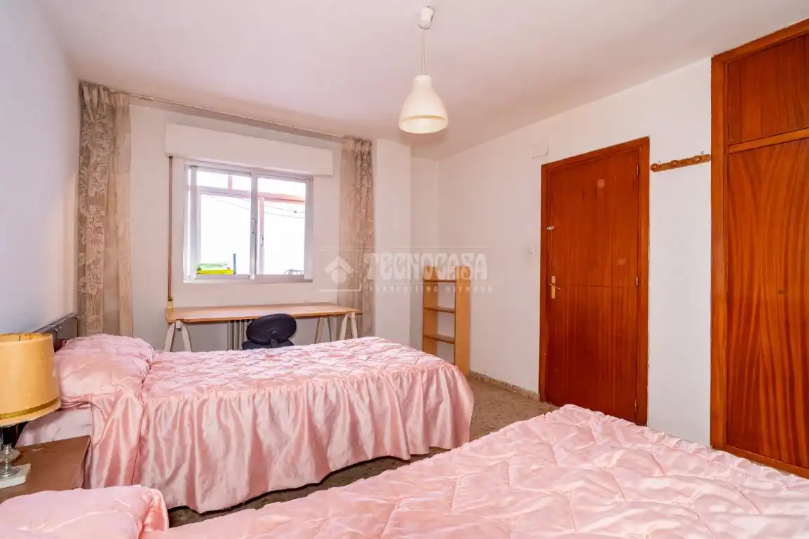 Habitación de Piso en venta en Granada