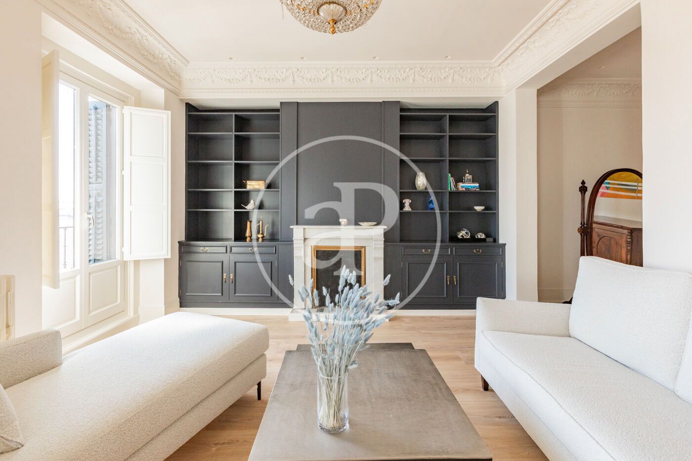 Living room of Flat for rent in  Madrid Capital  with Air Conditioner, Heating and Furnished