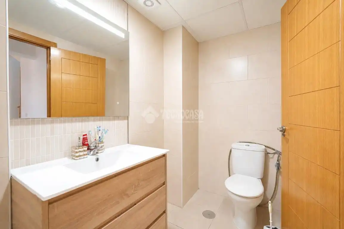 Bathroom of Flat for sale in Seseña  with Terrace