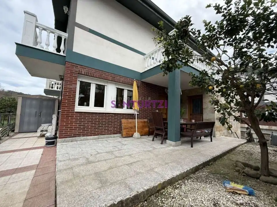 Exterior view of Detached homes for sale in Castro-Urdiales  with Heating, Terrace and Furnished