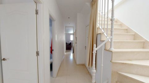 Foto 2 de Piso en venta en Brenes, Sevilla