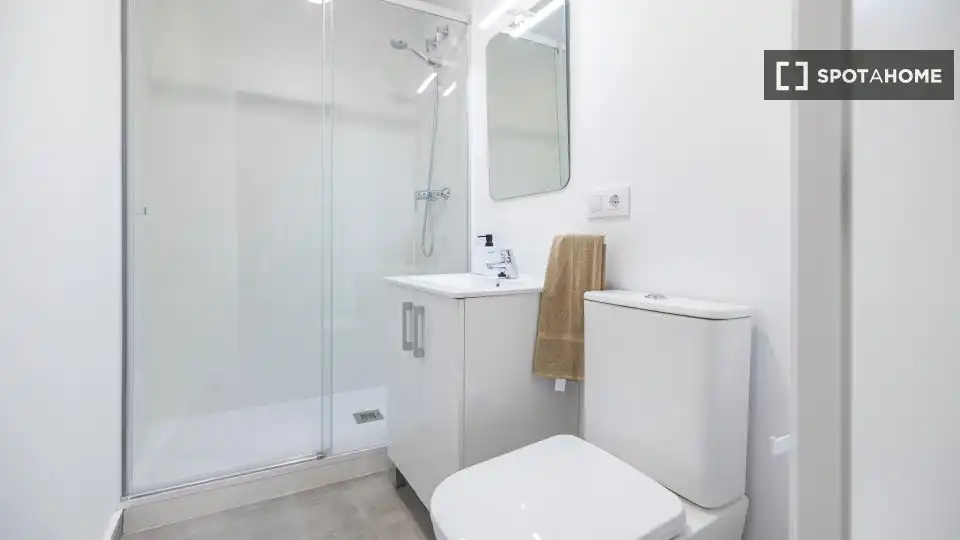 Room in Valencia, Valencia