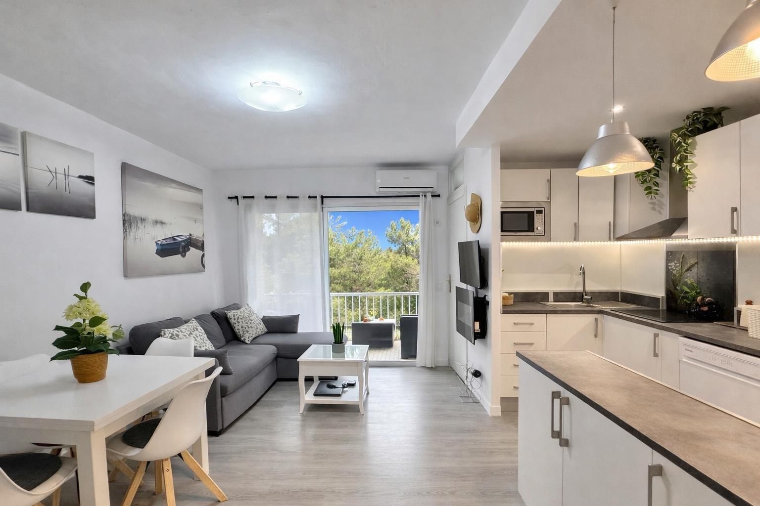 Wohnzimmer von Wohnungen zum Verkauf in Calvià mit Klimaanlage, Terrasse und Abstellraum