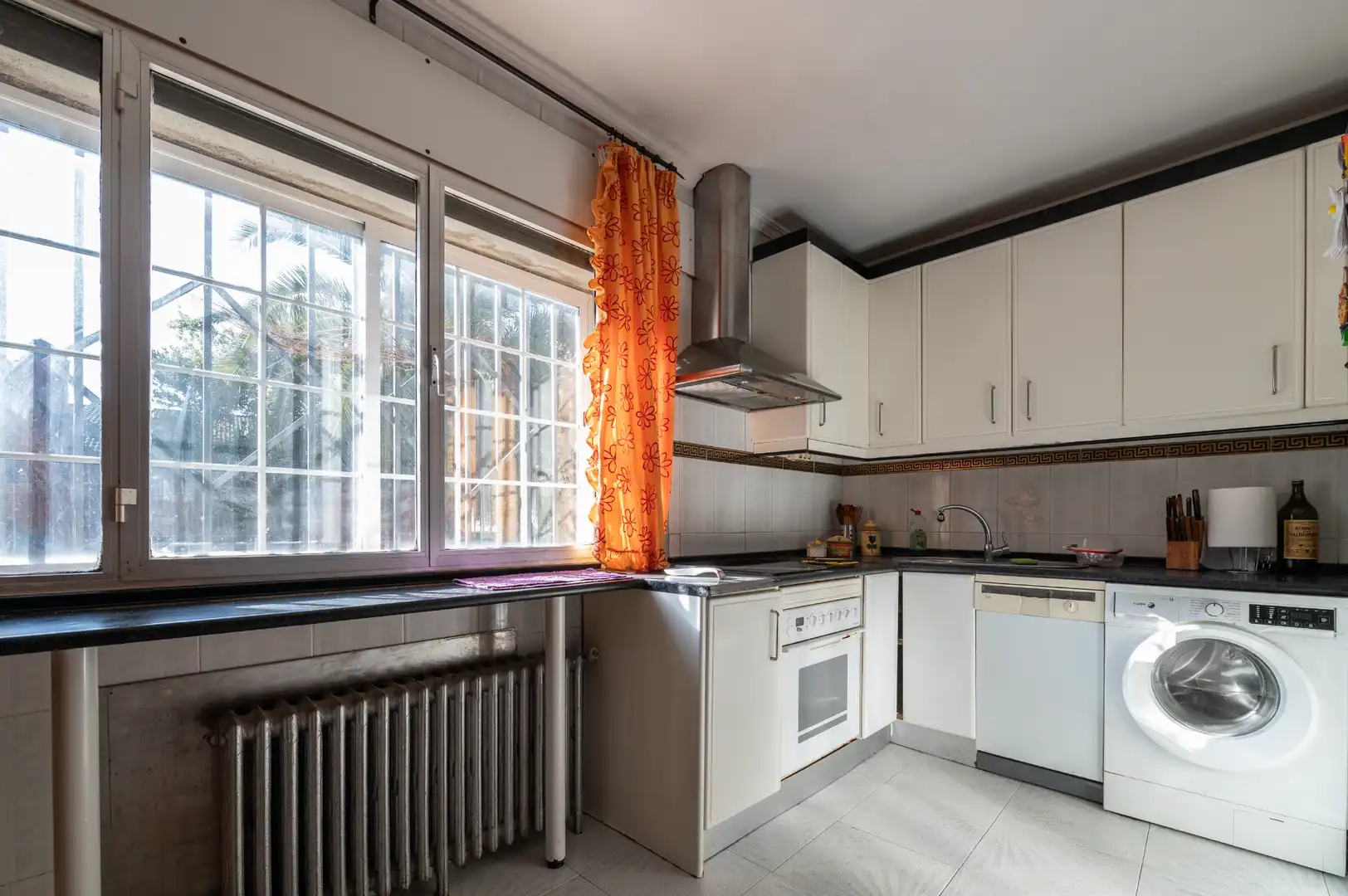 Kitchen of Houses for sale in Paracuellos de Jarama  with Heating, Private garden and Terrace