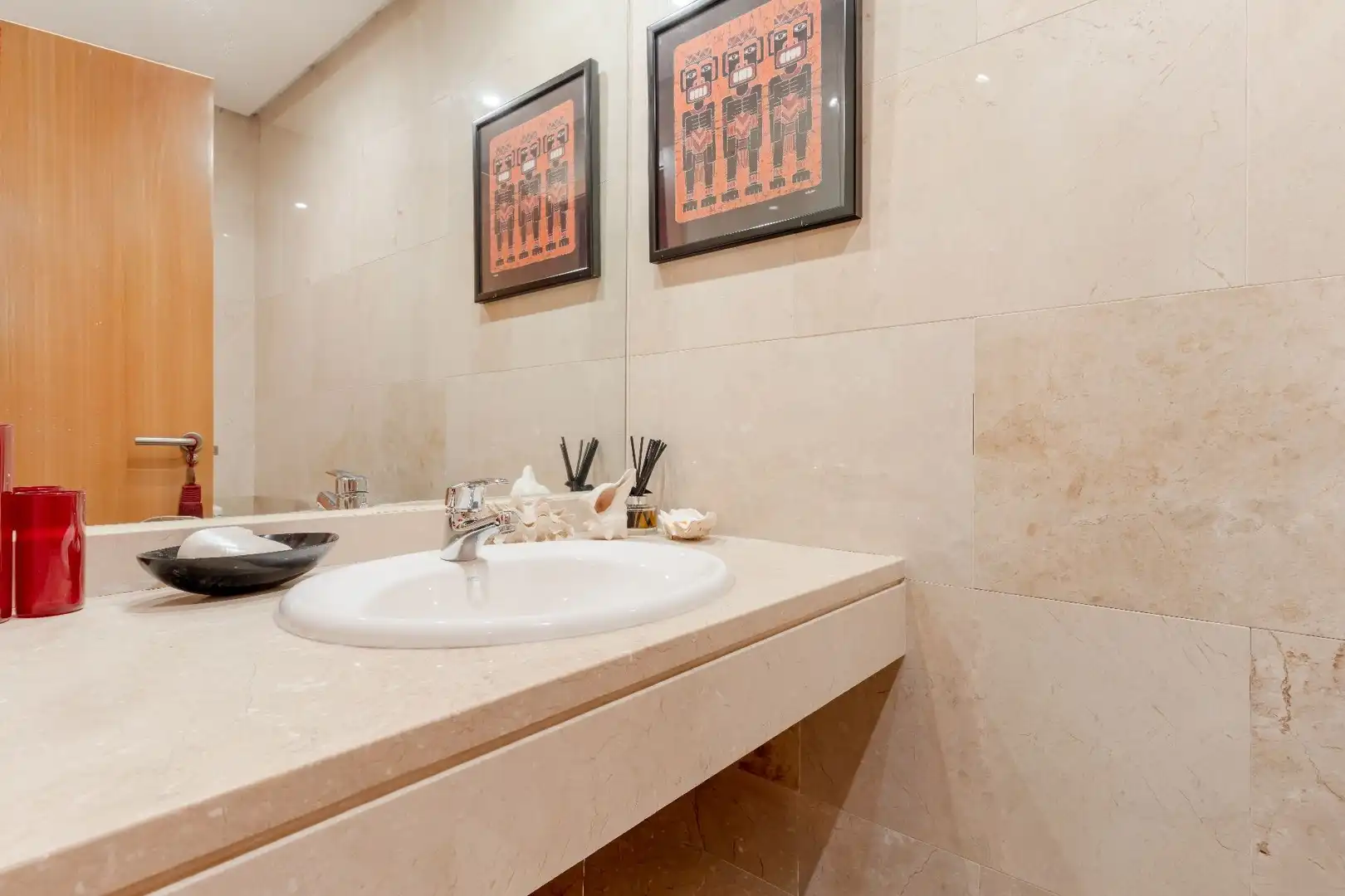 Bathroom of Houses for sale in Madrid  with Air Conditioner, Heating and Private garden