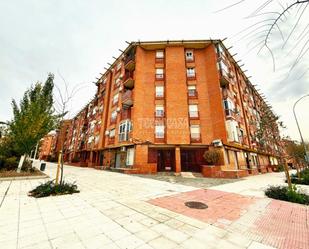 Vista exterior de Pis en venda en  Toledo Capital amb Terrassa