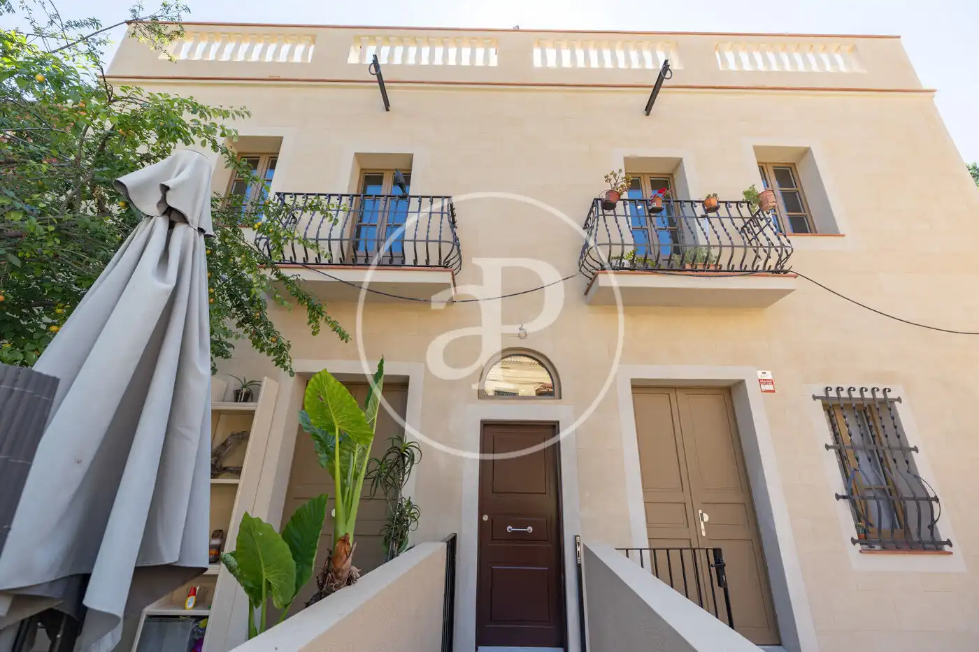 Terrasse von Wohnung zum Verkauf in Barcelona mit Klimaanlage, Heizung und Privatgarten