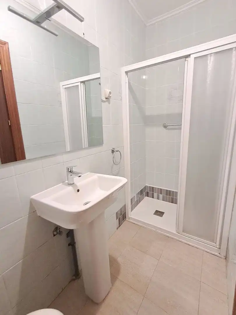 Bathroom of Flat for sale in Portugalete  with Balcony