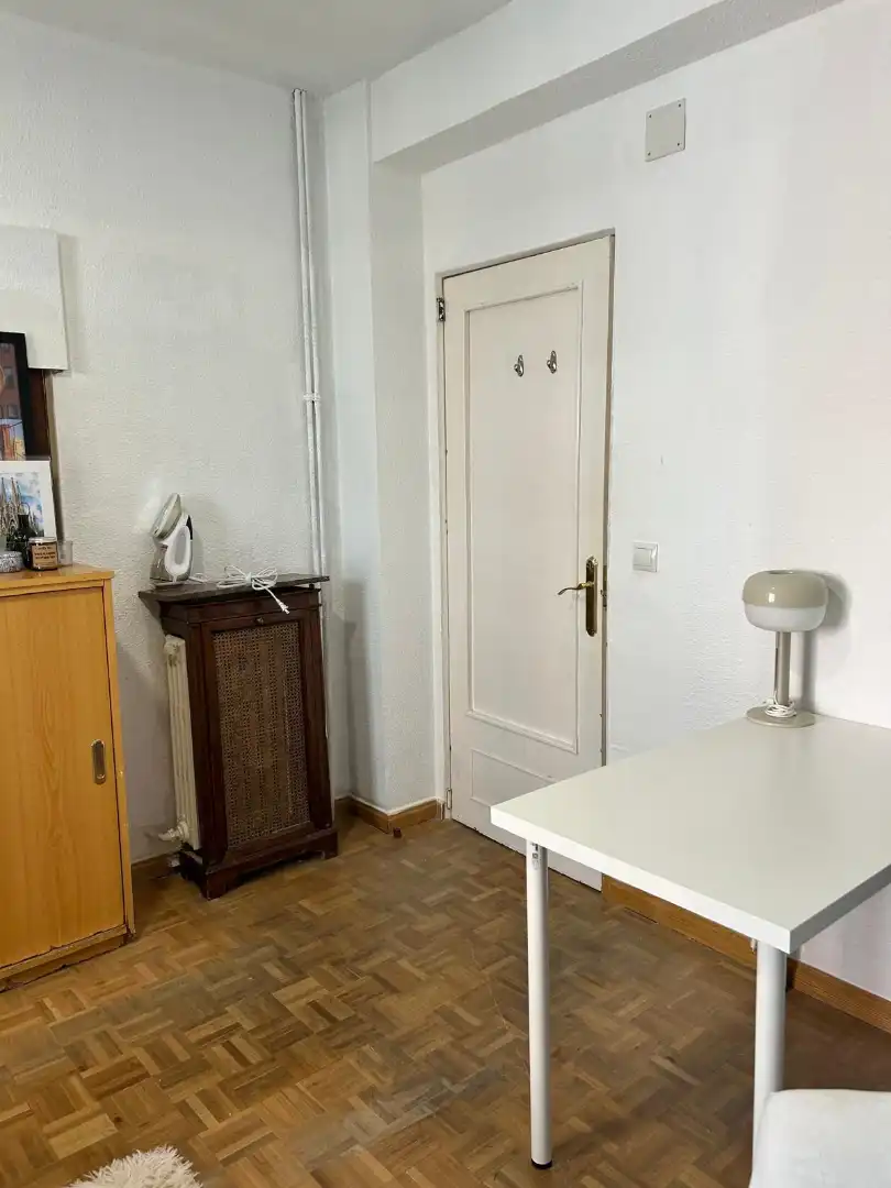 Wohnung zur Miete in Madrid mit Heizung, Parkett und Möbliert