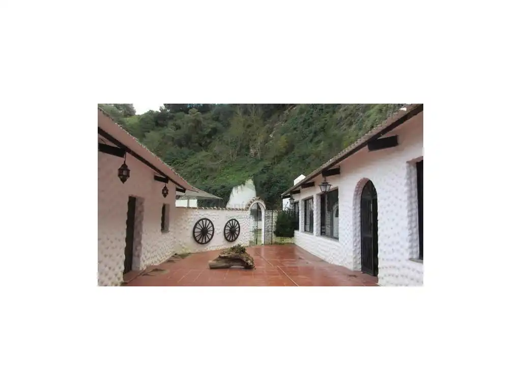 Vista exterior de Edifici en venda en Arriate
