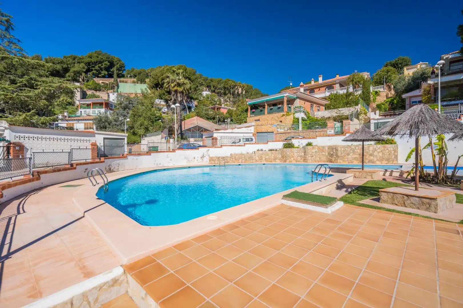 Piscina de Casa o chalet en venta en Náquera con Terraza, Piscina y Piscina comunitaria