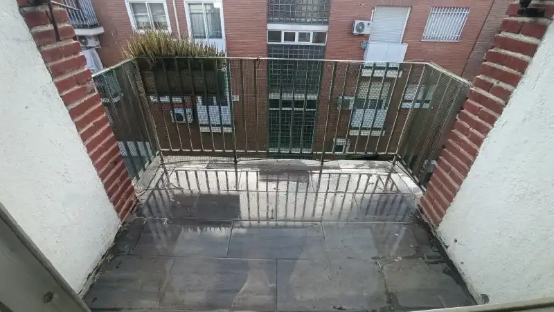Piso en venta en Ps Perales, Puerta del Ángel
