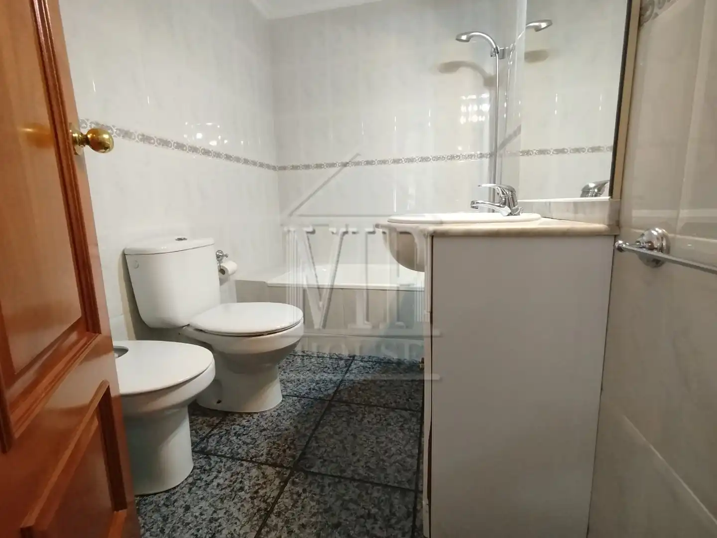 Bathroom of Flat for sale in Pineda de Mar  with Balcony