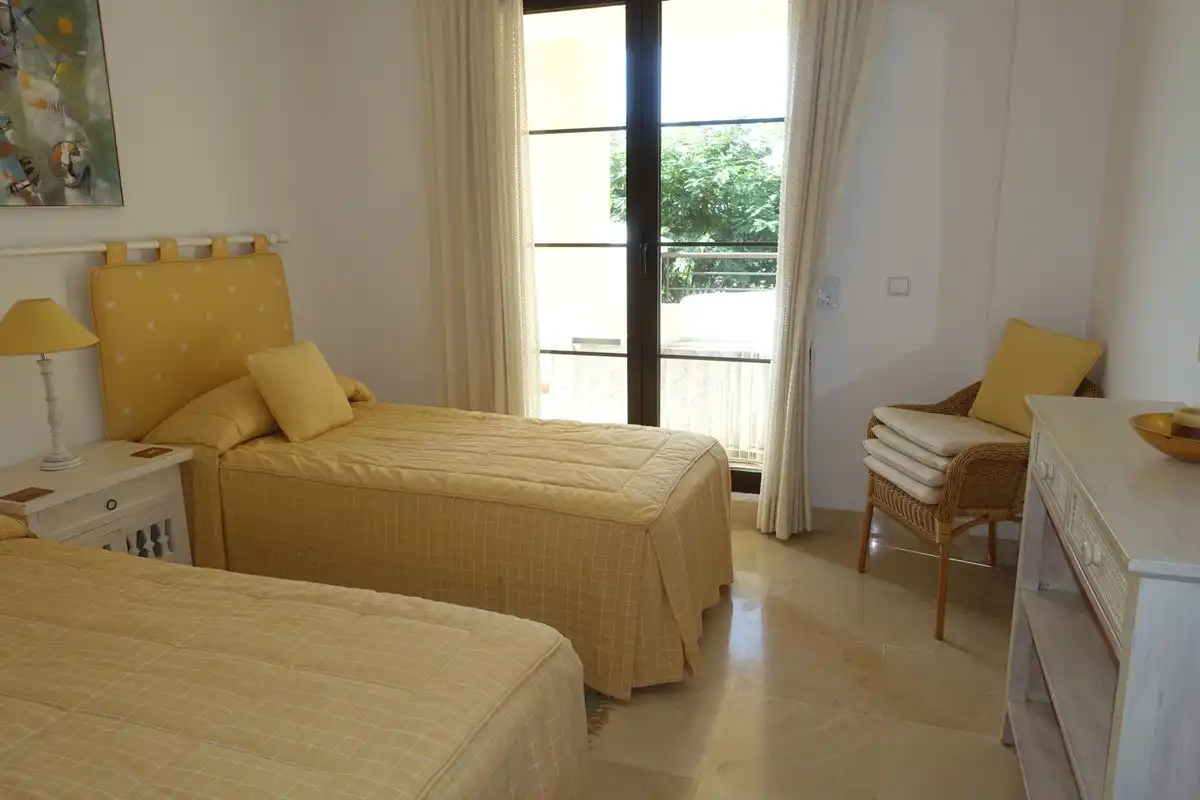 Apartamento con piscina en venta en Benahavís pueblo, imagen 12
