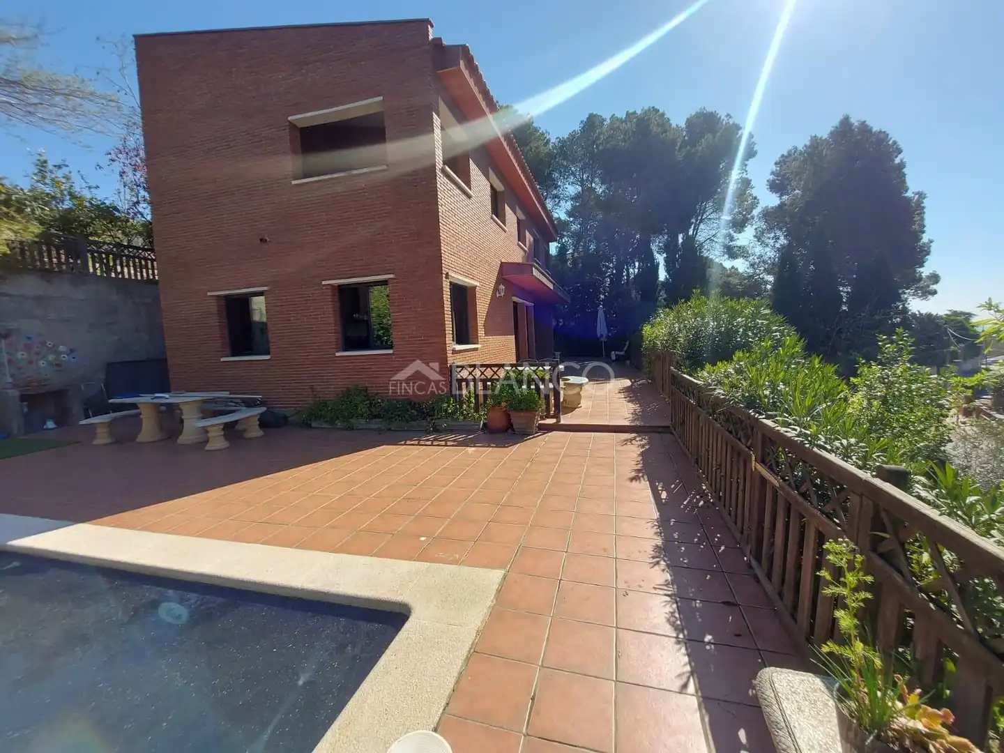 Xalet amb terrassa en venda a Corbera de Llobregat