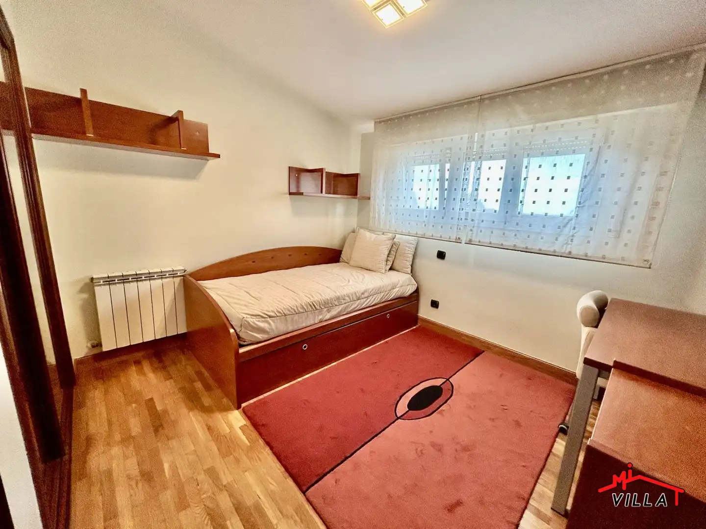 Schlafzimmer von Haus oder Chalet zum Verkauf in Laredo mit Heizung und Terrasse