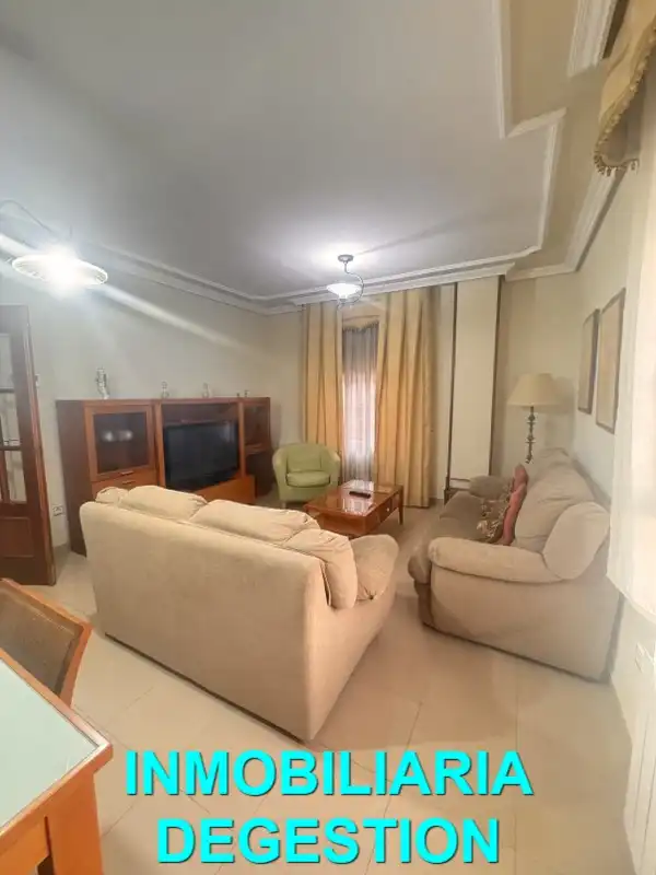 Wohnzimmer von Wohnung zur Miete in Linares mit Klimaanlage, Heizung und Möbliert