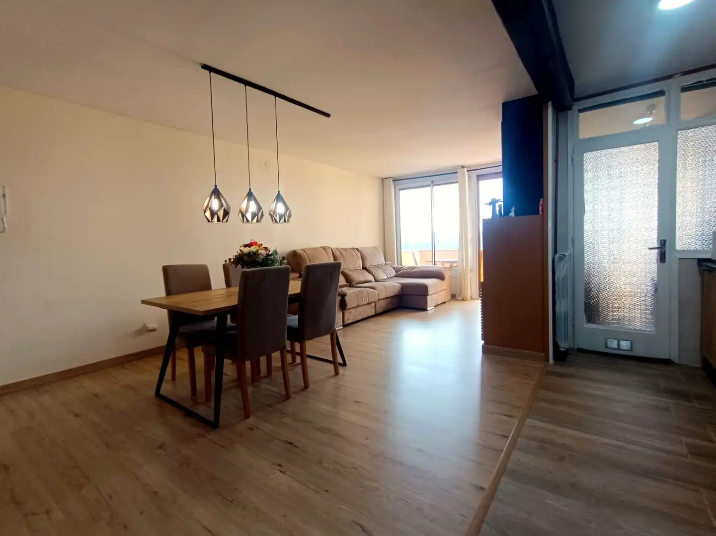Living room of Flat for sale in Calders  with Heating, Parquet flooring and Balcony