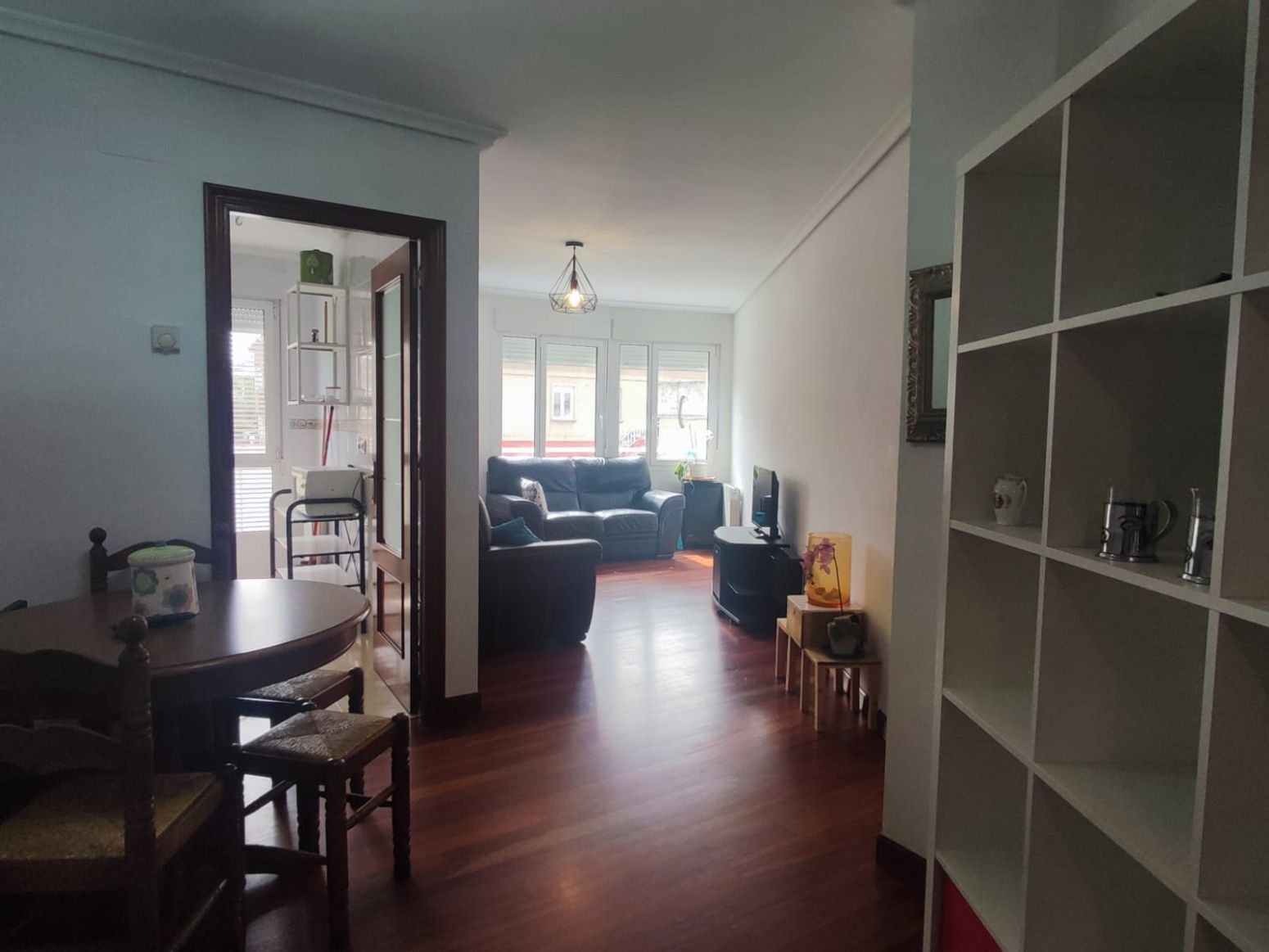 Living room of Flat for sale in Santa María de Cayón  with Parquet flooring and Furnished