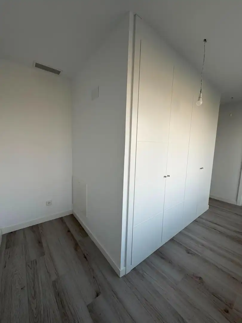 Bedroom of Flat for rent in Madrid  with Heating, Terrace and Storage room