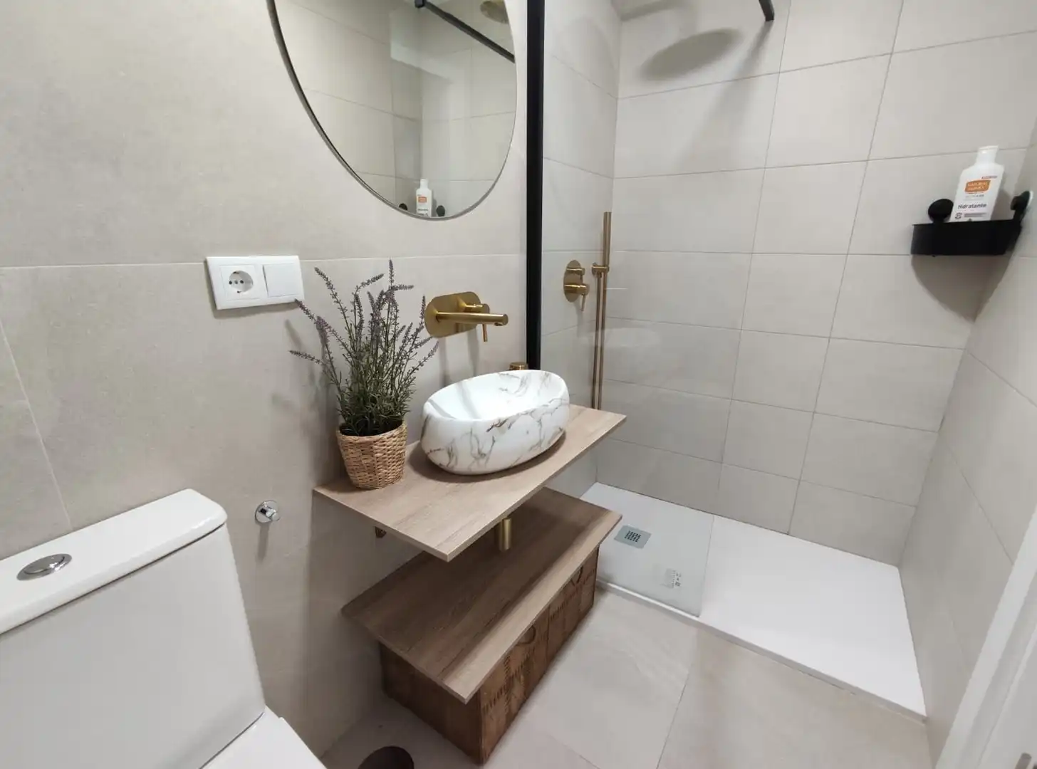 Baño de Piso en venta en Sanlúcar de Barrameda con Aire acondicionado