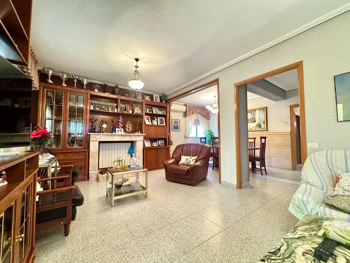 Sala de estar de Casa o chalet en venta en Moncada con Aire acondicionado, Jardín privado y Terraza