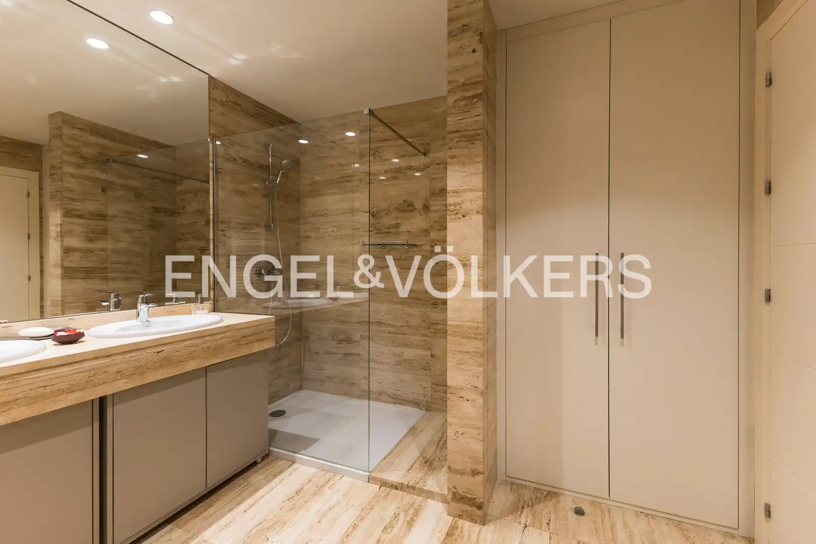 Appartamento con piscina in vendita a Encinar de los Reyes, imagen 35