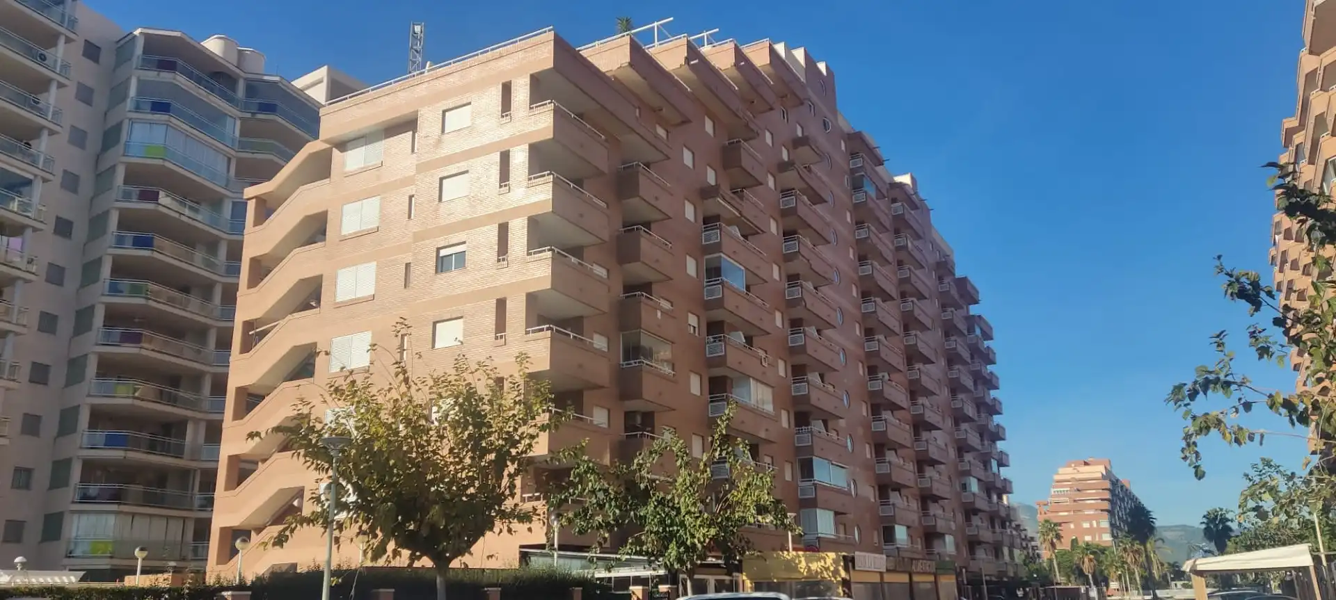 Vista exterior de Apartamento de alquiler en Oropesa del Mar / Orpesa con Aire acondicionado, Terraza y Amueblado