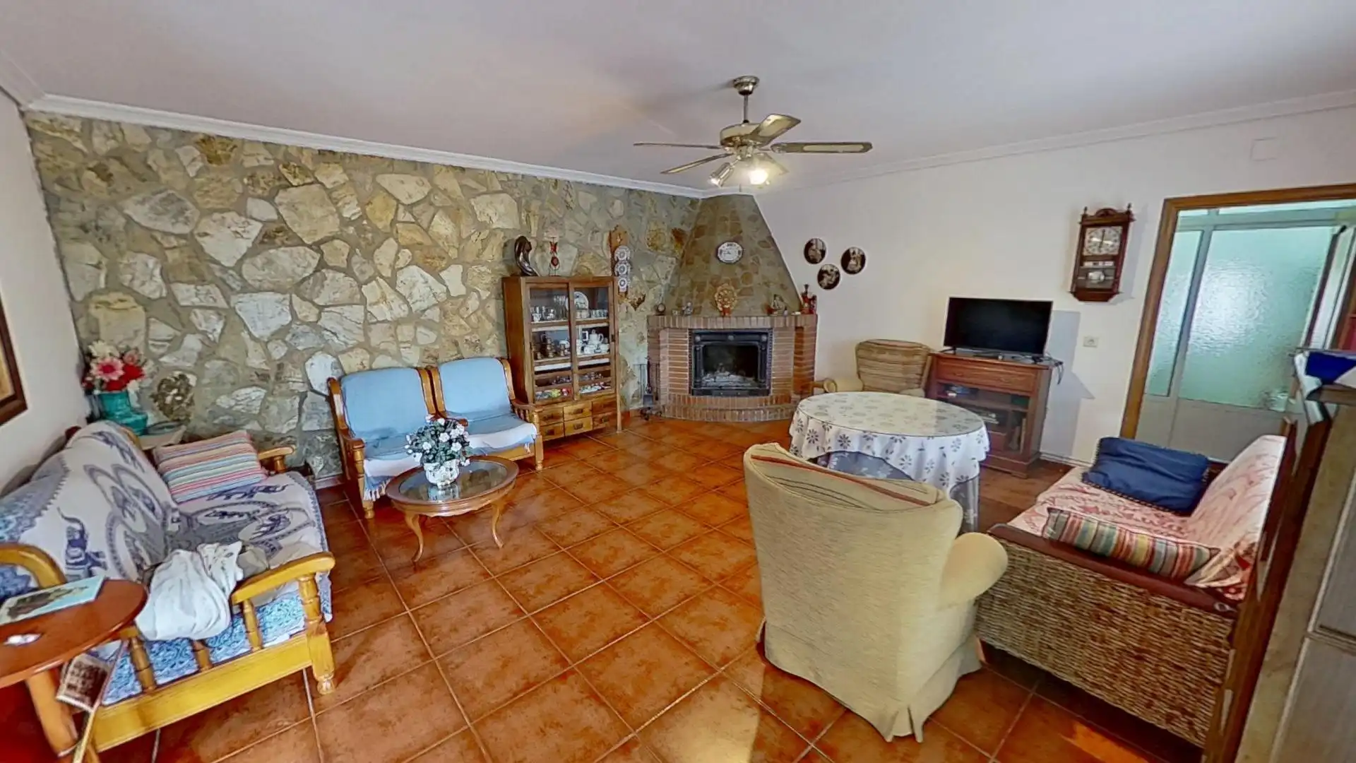 Sala d'estar de Casa o xalet en venda en Albacete amb Aire condicionat, Calefacció i Jardí privat