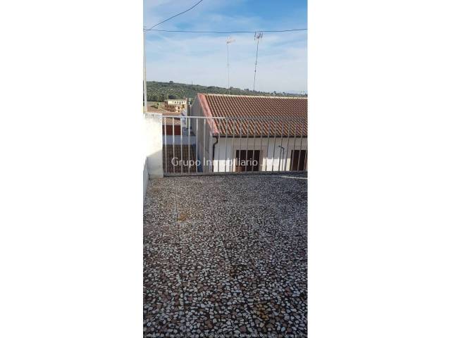 Casa adosada en Venta en Úbeda