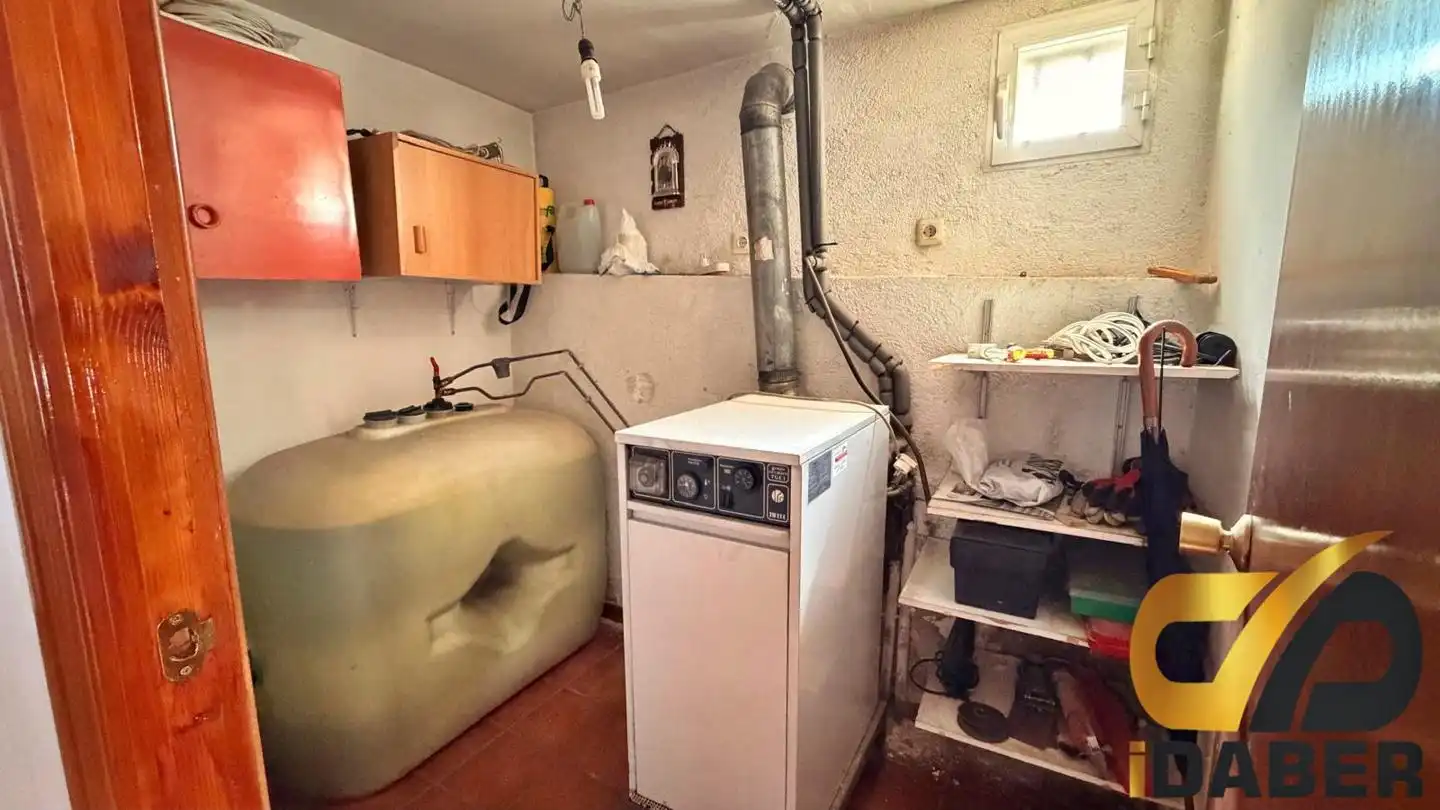 Houses for sale in Carranque  with Air Conditioner, Heating and Private garden