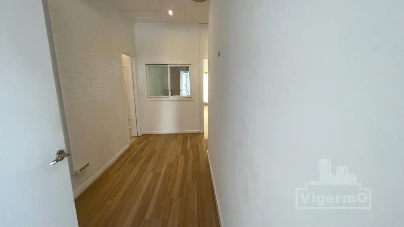 Commercial properties for rent in Torrejón de Ardoz  with Air Conditioner