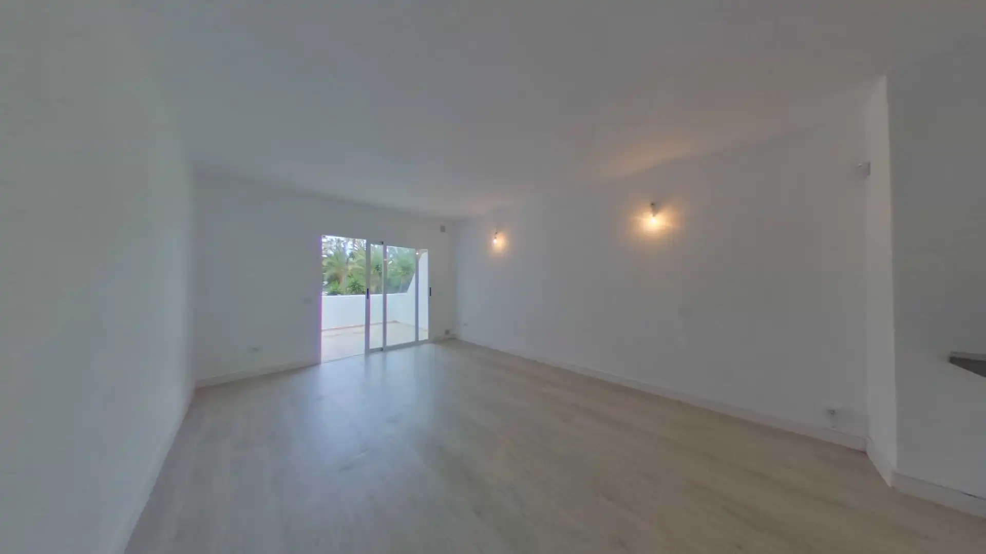 Wohnzimmer von Erdgeschoss zum Verkauf in Arona mit Schwimmbad