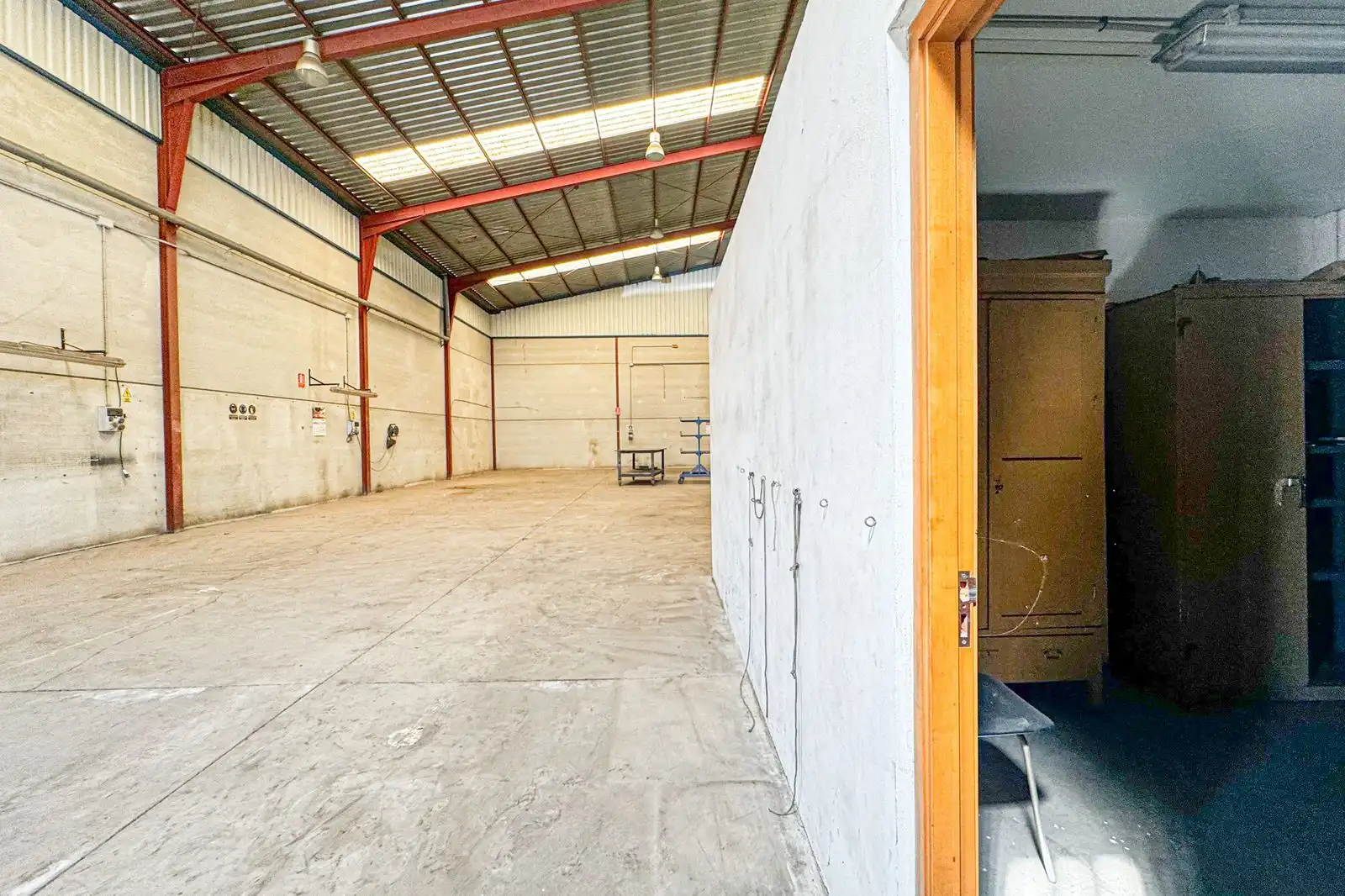 Industrial buildings for sale in Almería