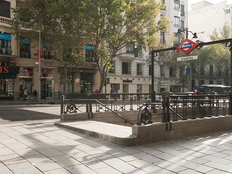 Exterior view of Flat for sale in Madrid  with Air Conditioner, Heating and Private garden
