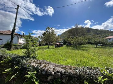 Terreni e lotti in vendita a Peruyes