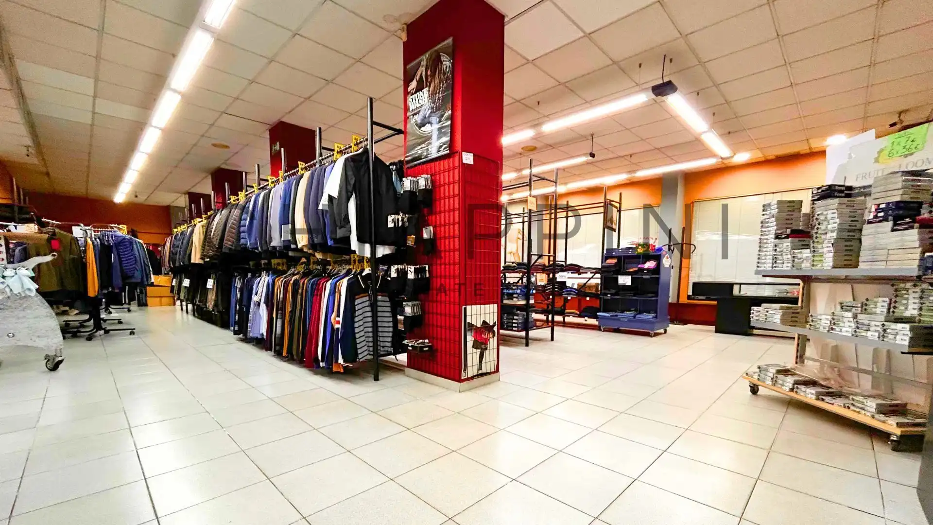 Local comercial en venda a Manlleu