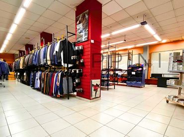 Locale commerciale in vendita a Manlleu