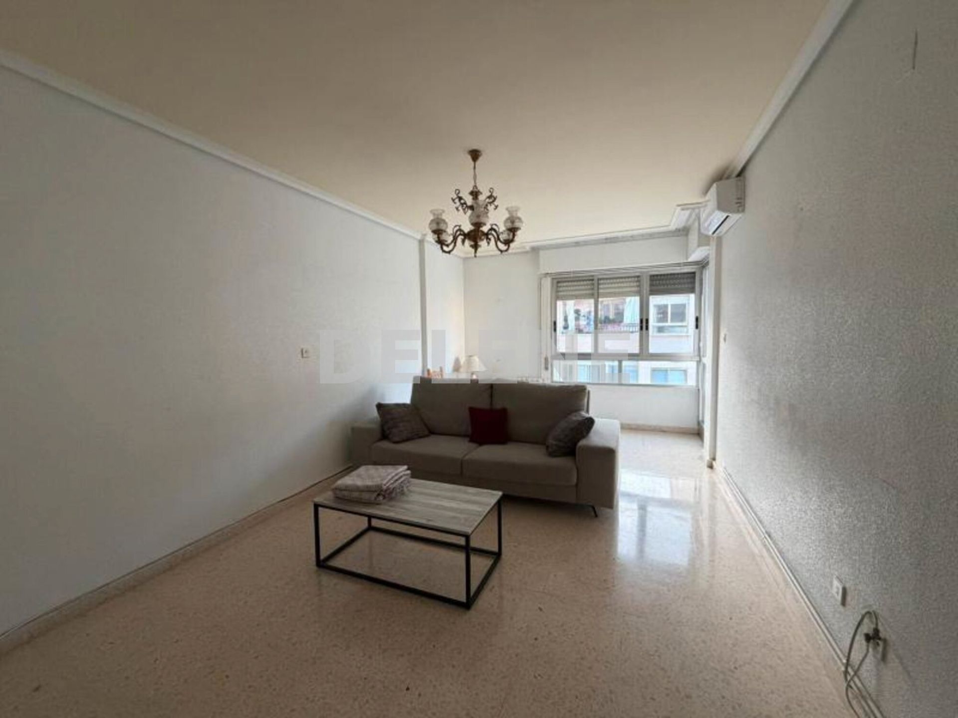 Vista exterior de Pis en venda en Hellín amb Aire condicionat, Calefacció i Moblat