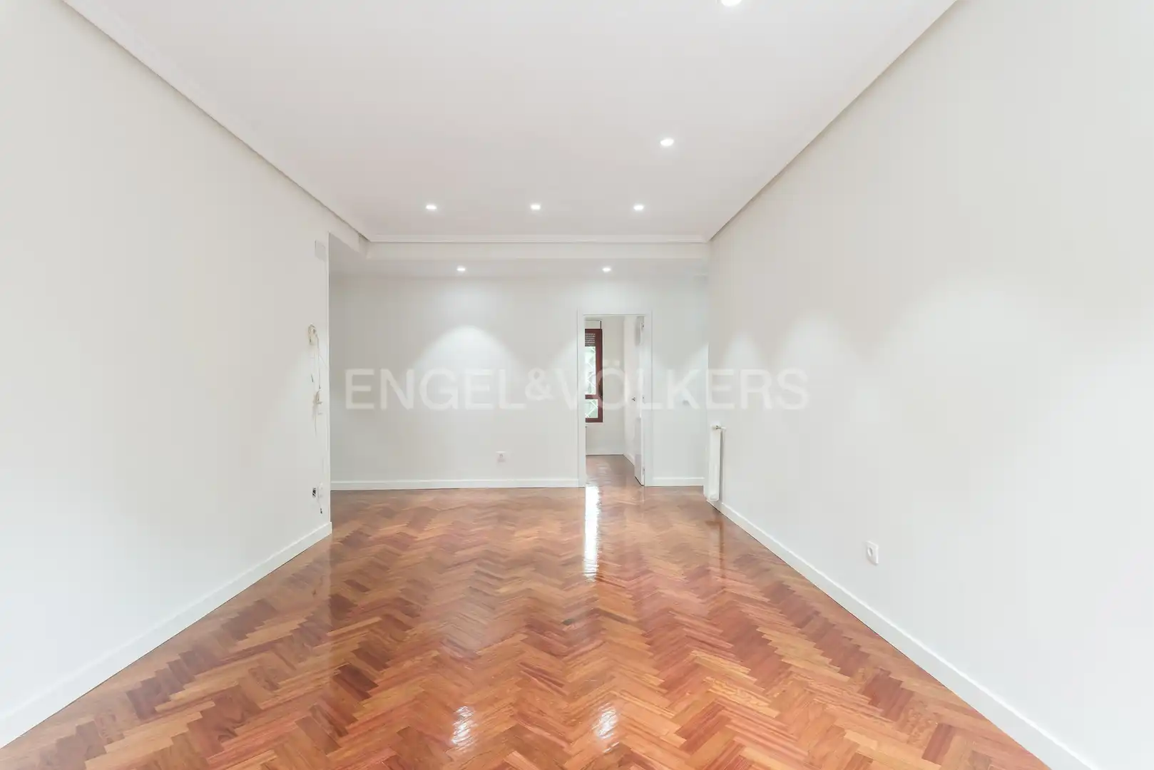 Sala d'estar de Pis de lloguer en Madrid amb Aire condicionat, Calefacció i Parquet