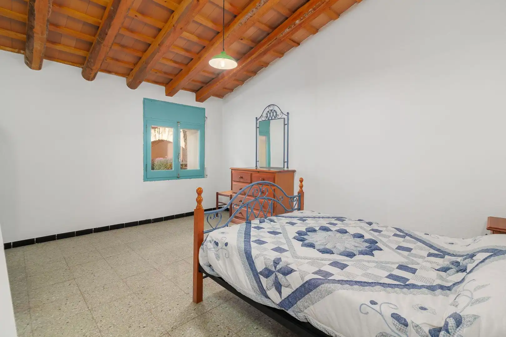 Schlafzimmer von Country house zum Verkauf in Sant Miquel de Fluvià mit Terrasse und Abstellraum